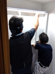 木の質感やぬくもりを感じられる木目調でスタイリッシュに　目黒区M様邸